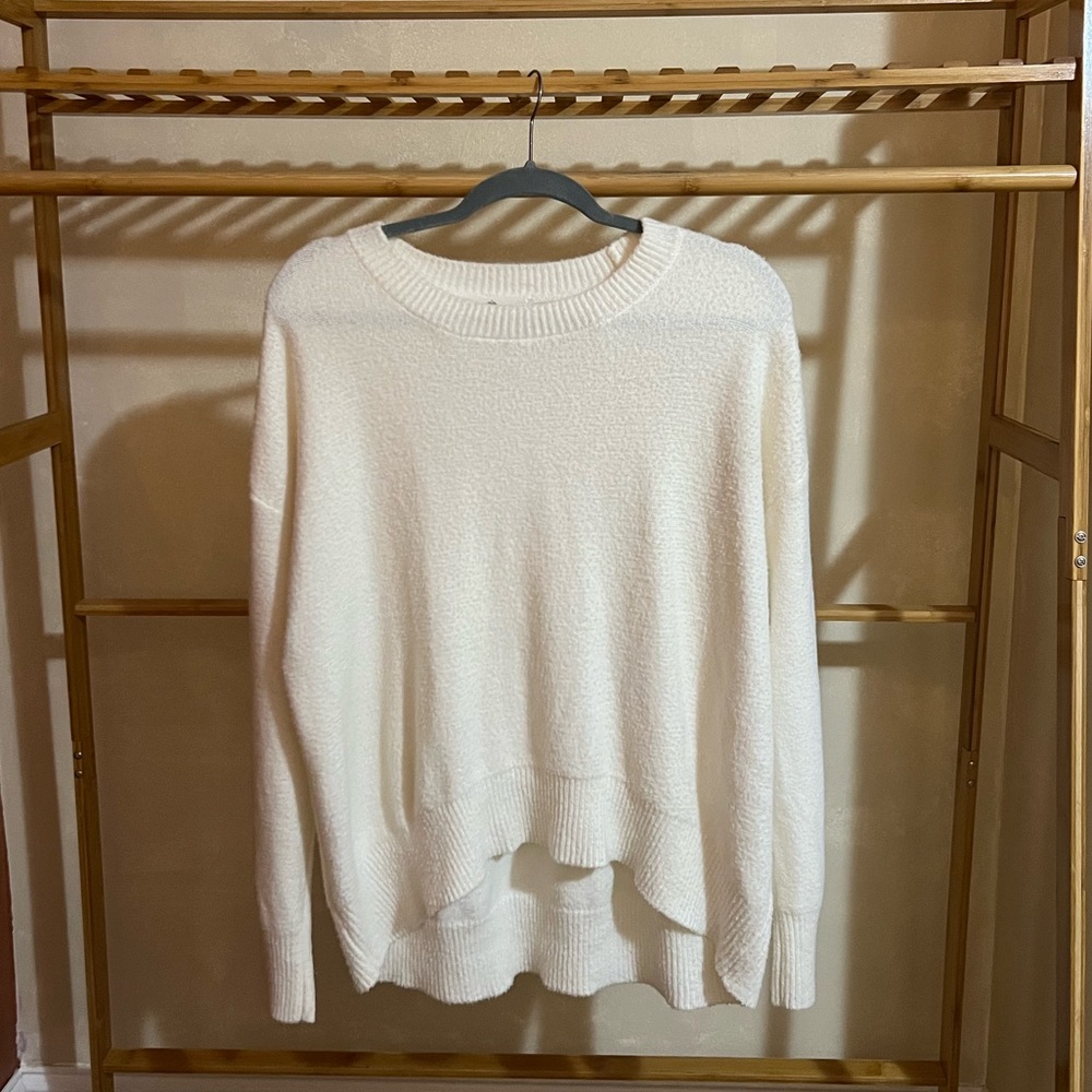 TwentyFive A White Sweater